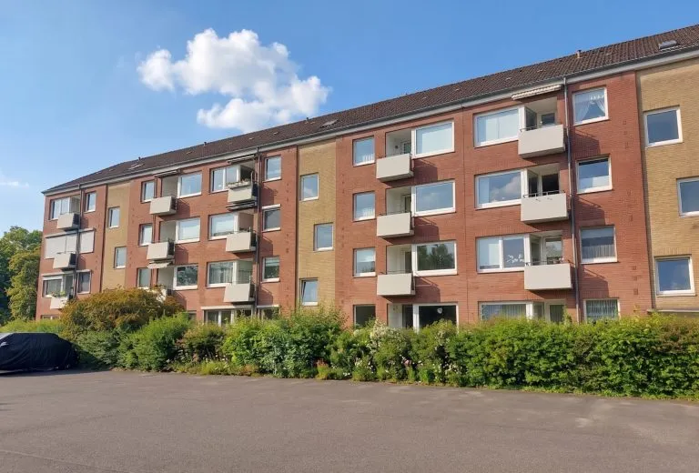 Moellerherm Immobilien - Immobilienangebot - Lübeck / Sankt Lorenz Nord - Alle - Gepflegte 3-Zimmer-Wohnung in Lübeck - St. Lorenz Nord mit Balkon und Stellplatz