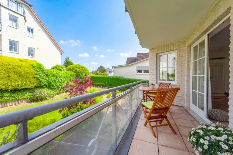 Moellerherm Immobilien - Immobilienangebot - Scharbeutz - Alle - Wo moderner Lifestyle auf Meeresrauschen trifft - Renoviertes Juwel nur 100 m zum Strand