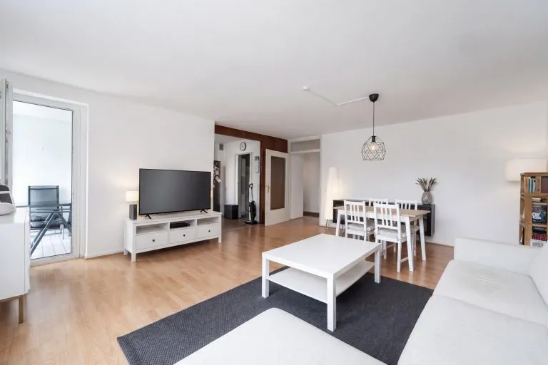Moellerherm Immobilien - Immobilienangebot - Kronshagen - Alle - Mein Zuhause, mein Rückzugsort: 2-Zimmer-Wohnung mit Balkon in Kronshagen
