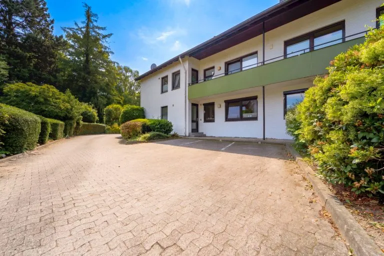 Moellerherm Immobilien - Immobilienangebot - Scharbeutz / Gronenberg - Alle - Idyllisches Wohnen am Taschensee: Erdgeschosswohnung mit Wohlfühlfaktor