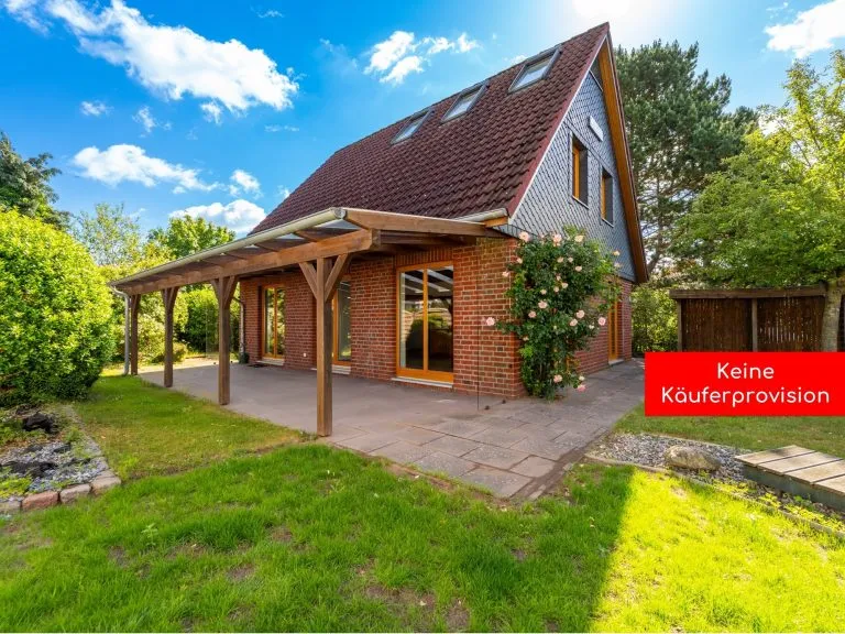 Moellerherm Immobilien - Immobilienangebot - Ratekau - Alle - Verstecktes Idyll in Sereetz - Einfamilienhaus in hochwertiger Holzständerbauweise mit Verblendung in ruhiger zweiter Reihe