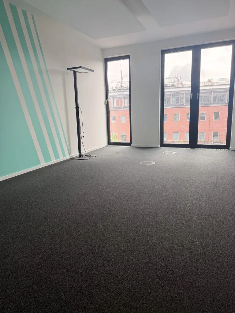 Moellerherm Immobilien - Immobilienangebot - Kiel - Alle - Innovative Arbeitswelten: Sichern Sie sich Ihr Büro im Sophienblatt 38-42, Kiel.