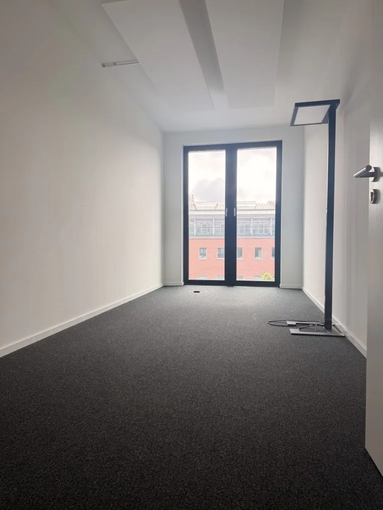 Moellerherm Immobilien - Immobilienangebot - Kiel - Alle - Innovative Arbeitswelten: Sichern Sie sich Ihr Büro im Sophienblatt 38-42, Kiel.