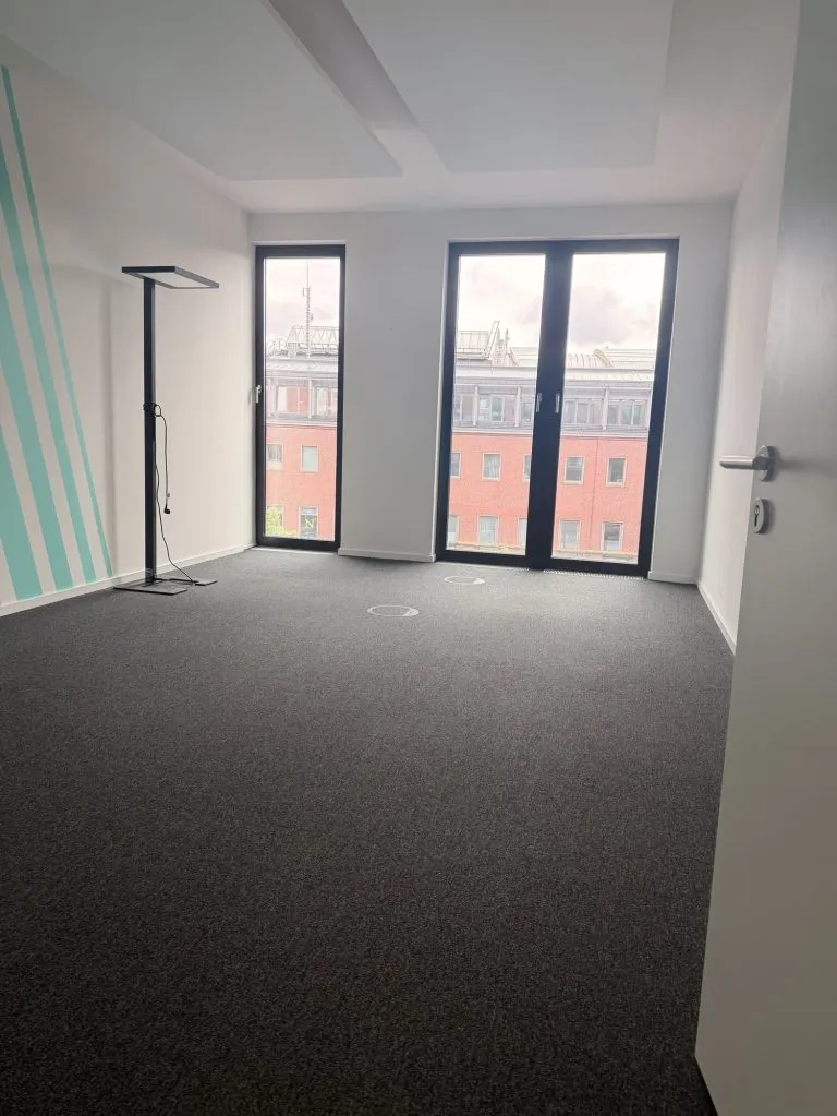 Moellerherm Immobilien - Immobilienangebot - Kiel - Alle - Innovative Arbeitswelten: Sichern Sie sich Ihr Büro im Sophienblatt 38-42, Kiel.