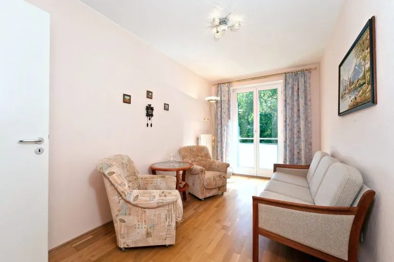 Moellerherm Immobilien - Immobilienangebot - Lübeck - Alle - Gemütliche 3-Zimmer-Wohnung mit Balkon in ruhiger Lage von Lübeck-Marli