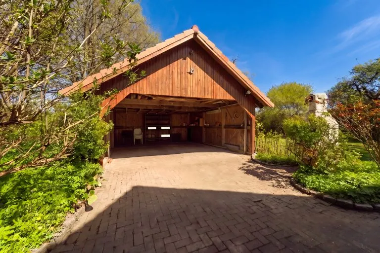 Moellerherm Immobilien - Immobilienangebot - Dassow / Wilmstorf - Alle - Rückzugsort im Grünen - Einfamilienhaus in quasi Alleinlage in Dassow