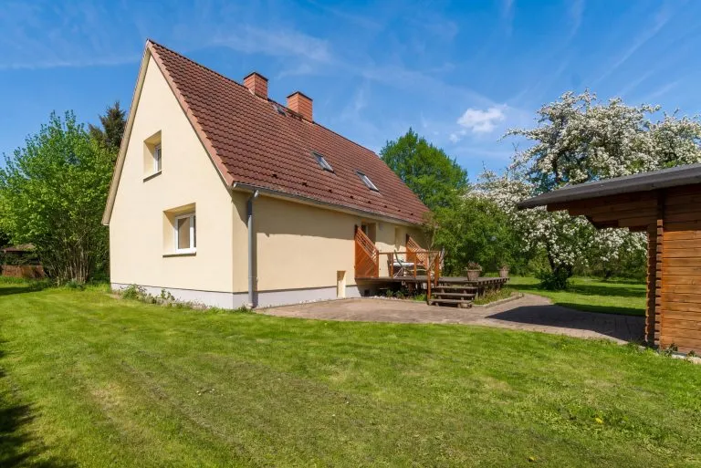 Moellerherm Immobilien - Immobilienangebot - Dassow / Wilmstorf - Alle - Rückzugsort im Grünen - Einfamilienhaus in quasi Alleinlage in Dassow