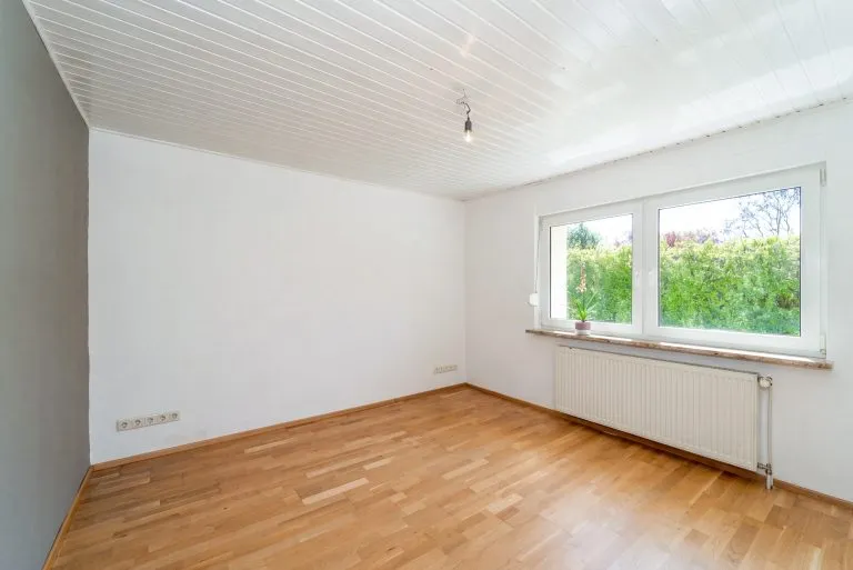 Moellerherm Immobilien - Immobilienangebot - Dassow / Wilmstorf - Alle - Rückzugsort im Grünen - Einfamilienhaus in quasi Alleinlage in Dassow