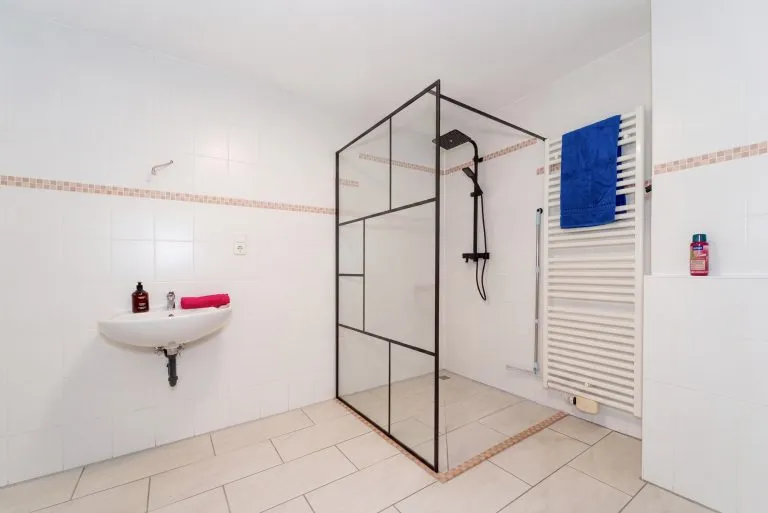 Moellerherm Immobilien - Immobilienangebot - Dassow / Wilmstorf - Alle - Rückzugsort im Grünen - Einfamilienhaus in quasi Alleinlage in Dassow