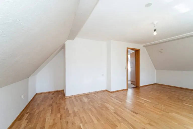 Moellerherm Immobilien - Immobilienangebot - Dassow / Wilmstorf - Alle - Rückzugsort im Grünen - Einfamilienhaus in quasi Alleinlage in Dassow