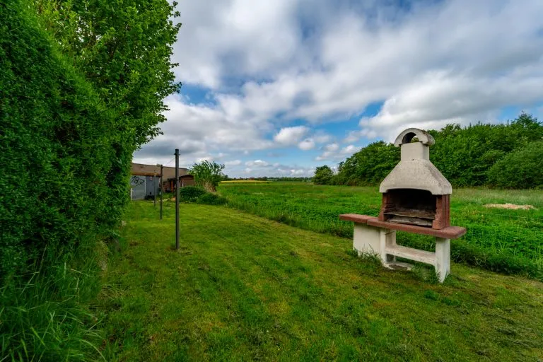 Moellerherm Immobilien - Immobilienangebot - Grube - Alle - Bieterverfahren - Wohn- und Geschäftshaus mit Werkstatt und Halle in Grube
