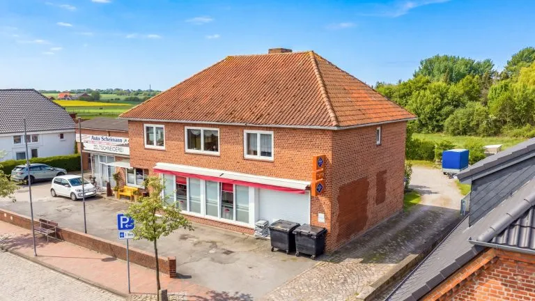 Moellerherm Immobilien - Immobilienangebot - Grube - Alle - Bieterverfahren - Wohn- und Geschäftshaus mit Werkstatt und Halle in Grube