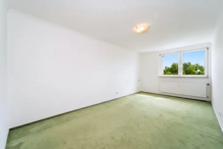 Moellerherm Immobilien - Immobilienangebot - Eutin - Alle - Finden Sie Ihren Lieblingsplatz – Individuelles Wohnen ohne Balkon in der Parkwohnanlage Wilhelmshöhe in Eutin