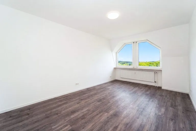 Moellerherm Immobilien - Immobilienangebot - Eutin - Alle - Finden Sie Ihren Lieblingsplatz – Individuelles Wohnen ohne Balkon in der Parkwohnanlage Wilhelmshöhe in Eutin