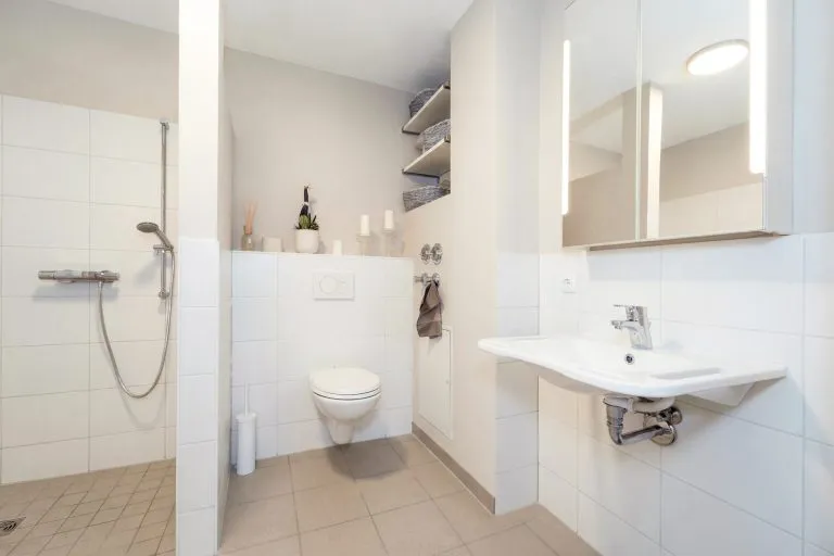 Moellerherm Immobilien - Immobilienangebot - Eutin - Alle - Finden Sie Ihren Lieblingsplatz – Individuelles Wohnen ohne Balkon in der Parkwohnanlage Wilhelmshöhe in Eutin