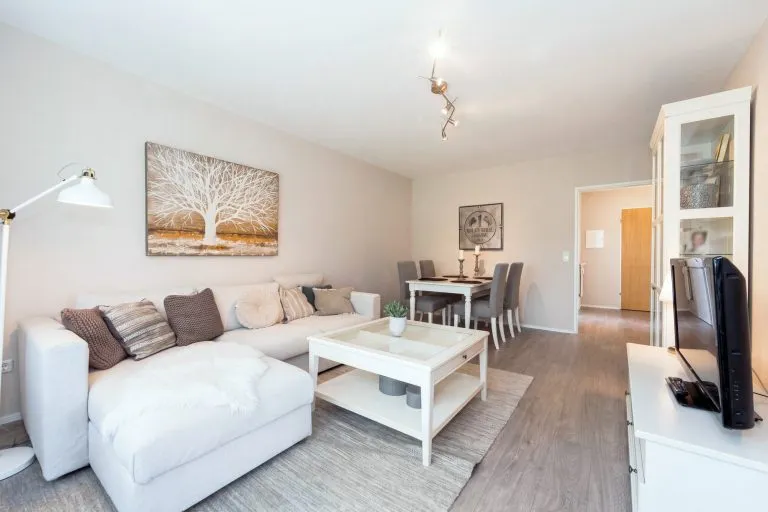 Moellerherm Immobilien - Immobilienangebot - Eutin - Alle - Finden Sie Ihren Lieblingsplatz - Individuelles Wohnen in der Parkwohnanlage Wilhelmshöhe in Eutin