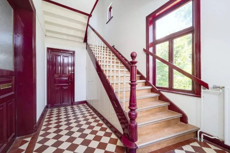 Moellerherm Immobilien - Immobilienangebot - Bad Malente - Alle - Vollvermietetes, modernisiertes MFH mit 4 Einheiten