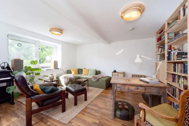Moellerherm Immobilien - Immobilienangebot - Bad Malente - Alle - Vollvermietetes, modernisiertes MFH mit 4 Einheiten