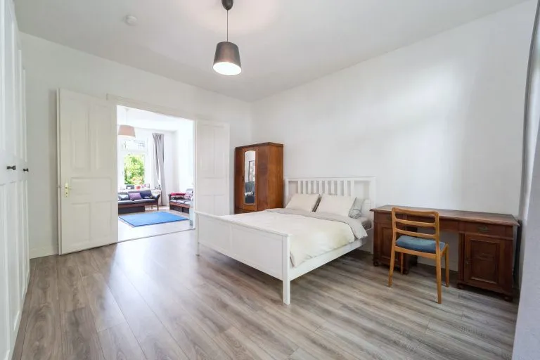 Moellerherm Immobilien - Immobilienangebot - Bad Malente - Alle - Vollvermietetes, modernisiertes MFH mit 4 Einheiten
