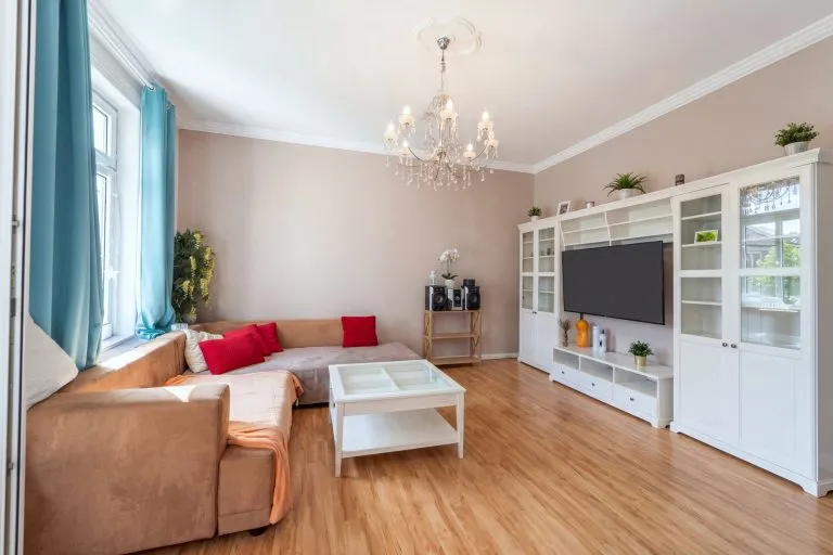 Moellerherm Immobilien - Immobilienangebot - Bad Malente - Alle - Vollvermietetes, modernisiertes MFH mit 4 Einheiten