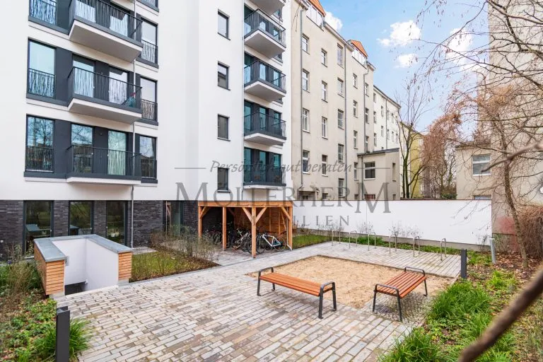 Moellerherm Immobilien - Immobilienangebot - Berlin - Alle - Moderne Neubauwohnung in Berlin-Mitte mit Einbauküche, 2 Balkonen und Blick ins Grüne