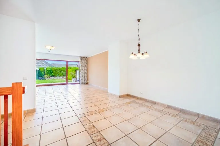 Moellerherm Immobilien - Immobilienangebot - Stockelsdorf - Alle - Endlich in die eigenen vier Wände - Gepflegtes Reihenhaus im Ortskern von Stockelsdorf