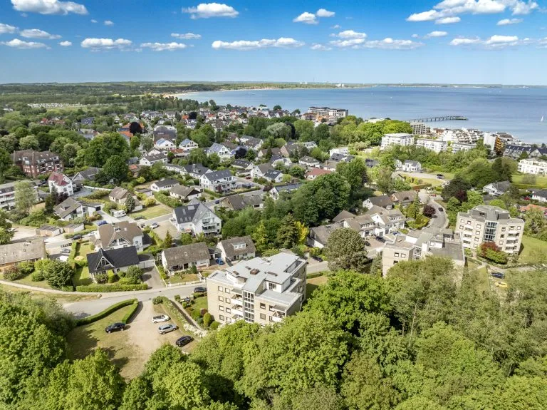 Moellerherm Immobilien - Immobilienangebot - Scharbeutz - Alle - Ihr Platz an der Küste!  Eigentumswohnung mit zwei Balkonen
und Aufzug in Scharbeutz