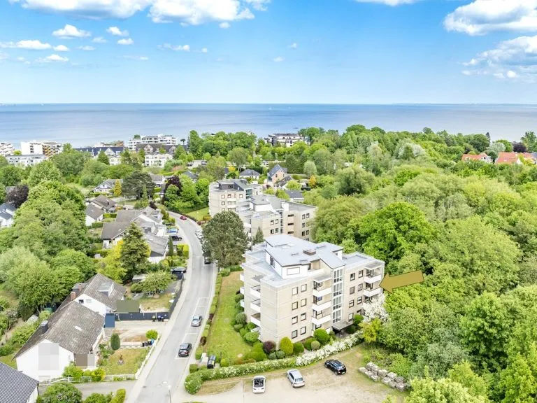 Moellerherm Immobilien - Immobilienangebot - Scharbeutz - Alle - Ihr Platz an der Küste!  Eigentumswohnung mit zwei Balkonen
und Aufzug in Scharbeutz