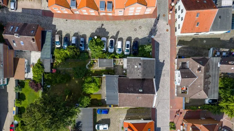 Moellerherm Immobilien - Immobilienangebot - Neustadt in Holstein - Alle - Baugrundstück mit Altbestand in bester Zentrumslage