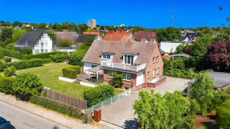 Moellerherm Immobilien - Immobilienangebot - Travemünde - Alle - 500 Meter zur Trave - Raumwunder für die ganze Familie in Top-Lage von Travemünde