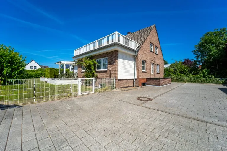 Moellerherm Immobilien - Immobilienangebot - Travemünde - Alle - 500 Meter zur Trave - Raumwunder für die ganze Familie in Top-Lage von Travemünde