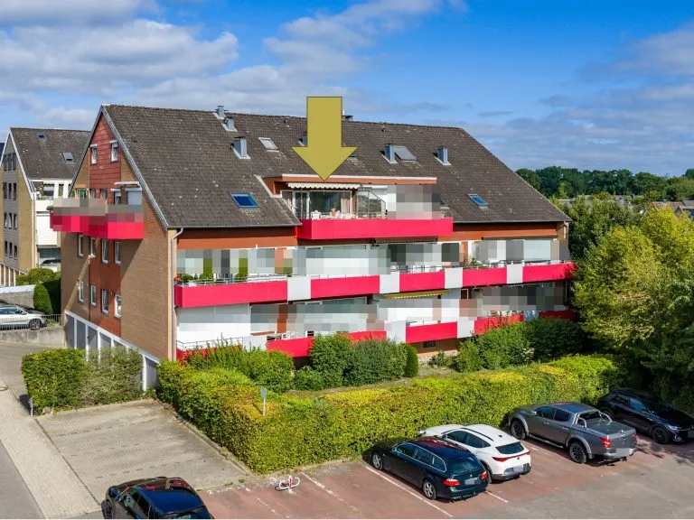 Moellerherm Immobilien - Immobilienangebot - Timmendorfer Strand - Alle - Wohnen auf zwei Ebenen: Renovierungsbedürftige  Maisonette-Wohnung mit Balkon