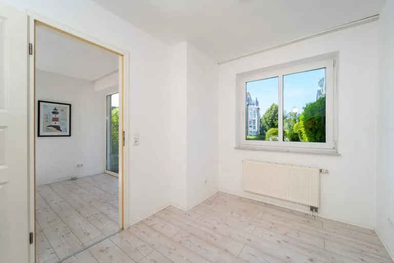 Moellerherm Immobilien - Immobilienangebot - Scharbeutz - Alle - Wohnen mit Meeresbrise - Ferienwohnung nur 80 m vom Ostseestrand