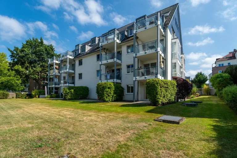 Moellerherm Immobilien - Immobilienangebot - Scharbeutz - Alle - Wohnen mit Meeresbrise - Ferienwohnung nur 80 m vom Ostseestrand