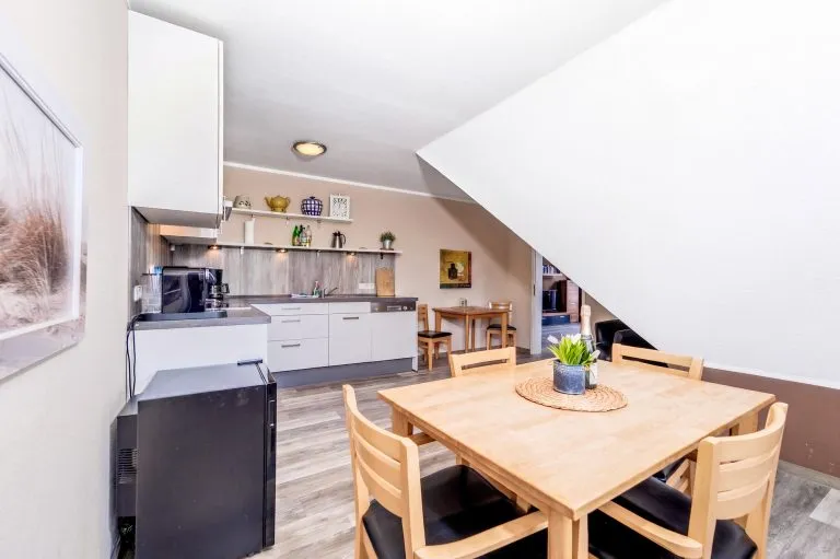 Moellerherm Immobilien - Immobilienangebot - Dassow / Barendorf - Alle - Urlaubsgefühl an der Lübecker Bucht – moderne Ferienwohnung in direkter Strandnähe