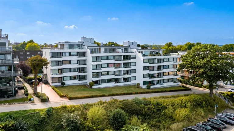 Moellerherm Immobilien - Immobilienangebot - Scharbeutz - Alle - Der Ostsee so nahe - Helle 1-Zimmer-Wohnung mit Außenstellplatz