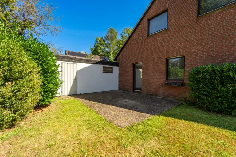 Moellerherm Immobilien - Immobilienangebot - Hamburg - Alle - Familienidylle im Hamburger Nordosten - Großzügiges Einfamilienhaus mit 7 Zimmern, zwei Terrassen und Garage in attraktiver Lage